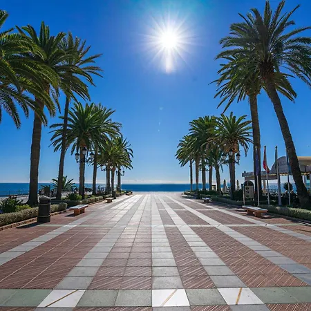 Acapulco Playa Vistas Al Mar Апартаменты Нерха